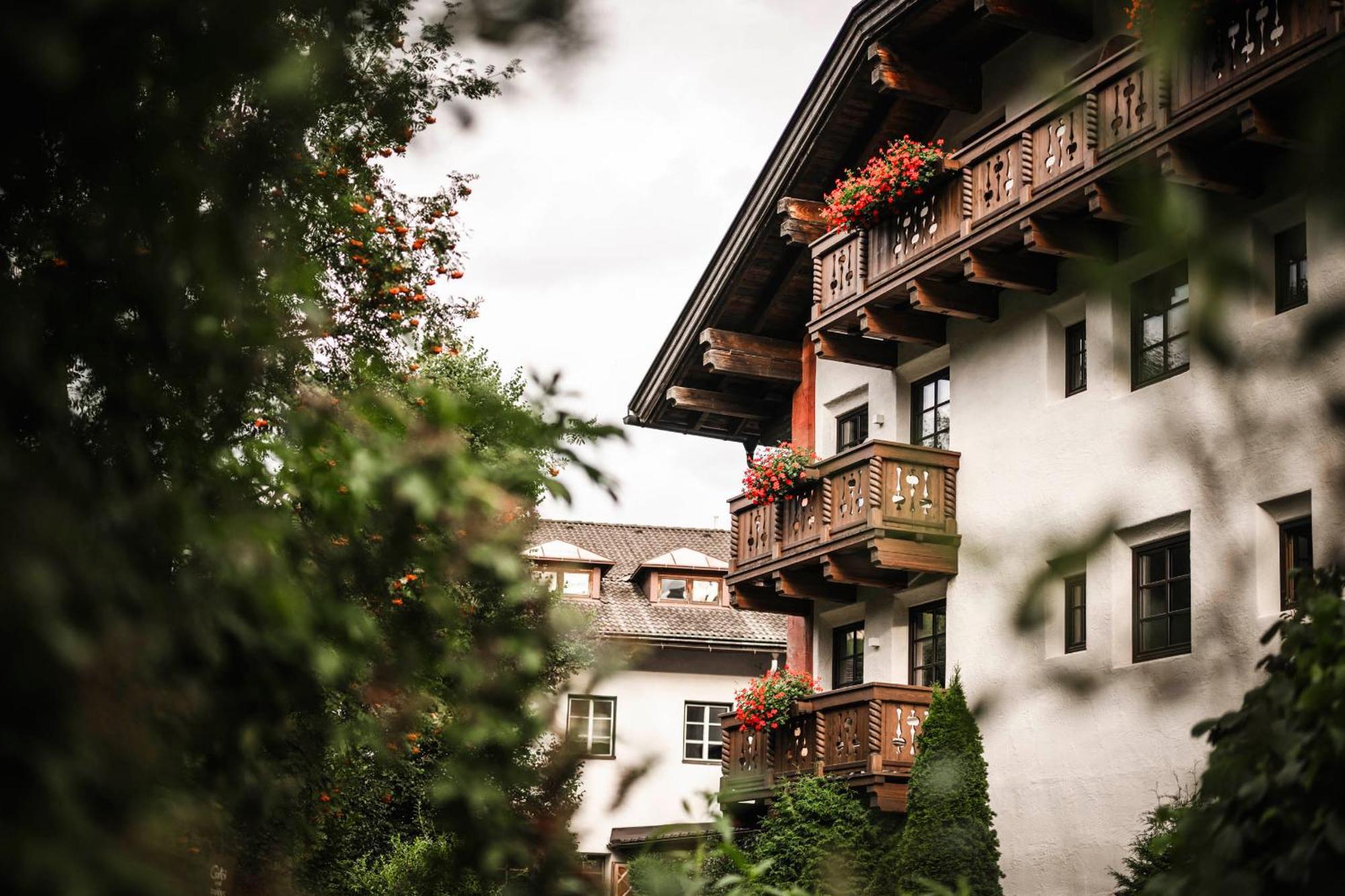 Strasserwirt - Ansitz Zu Tirol Щрасен Екстериор снимка