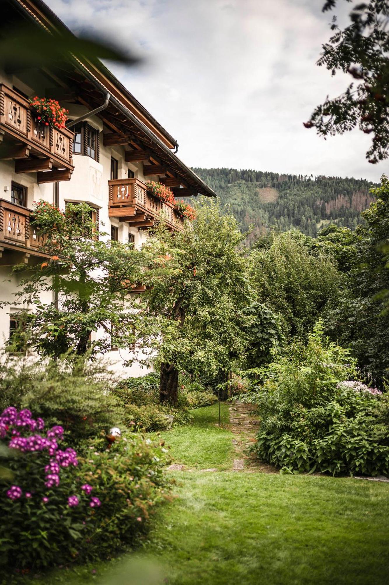 Strasserwirt - Ansitz Zu Tirol Щрасен Екстериор снимка